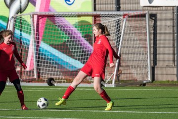 Bild 74 - wCJ Eimsbuettel - VfL Pinneberg : Ergebnis: 6:2